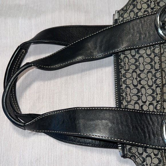 Coach Black Shoulder purse - Picture 12 of 13